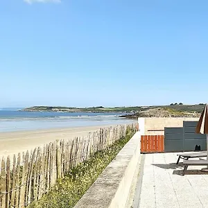 Confort Pour 2 Personnes Sur La Les Pieds Dans Leau Plonévez-Porzay